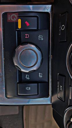 لاند روفر LR2